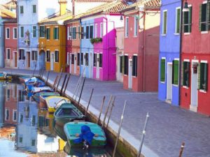 colori sulla tavola